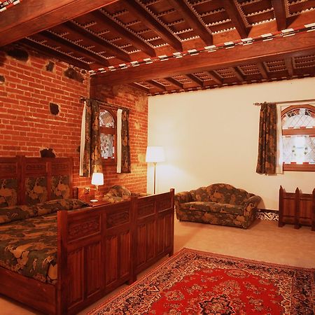 فندق Castello Di Pavone Pavone Canavese المظهر الخارجي الصورة