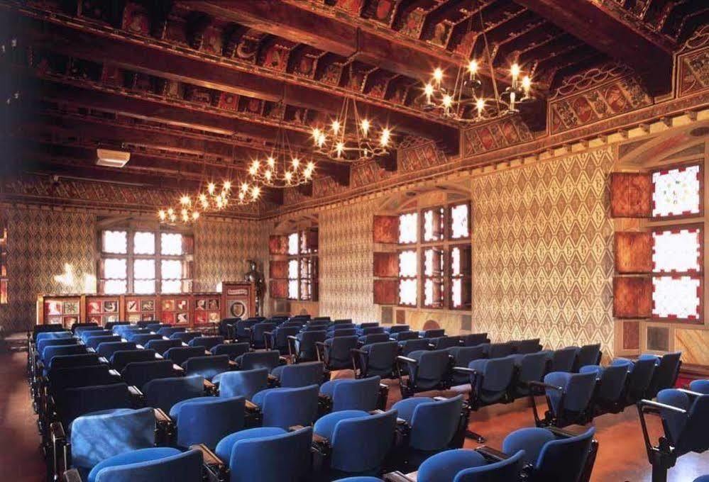 فندق Castello Di Pavone Pavone Canavese المظهر الخارجي الصورة