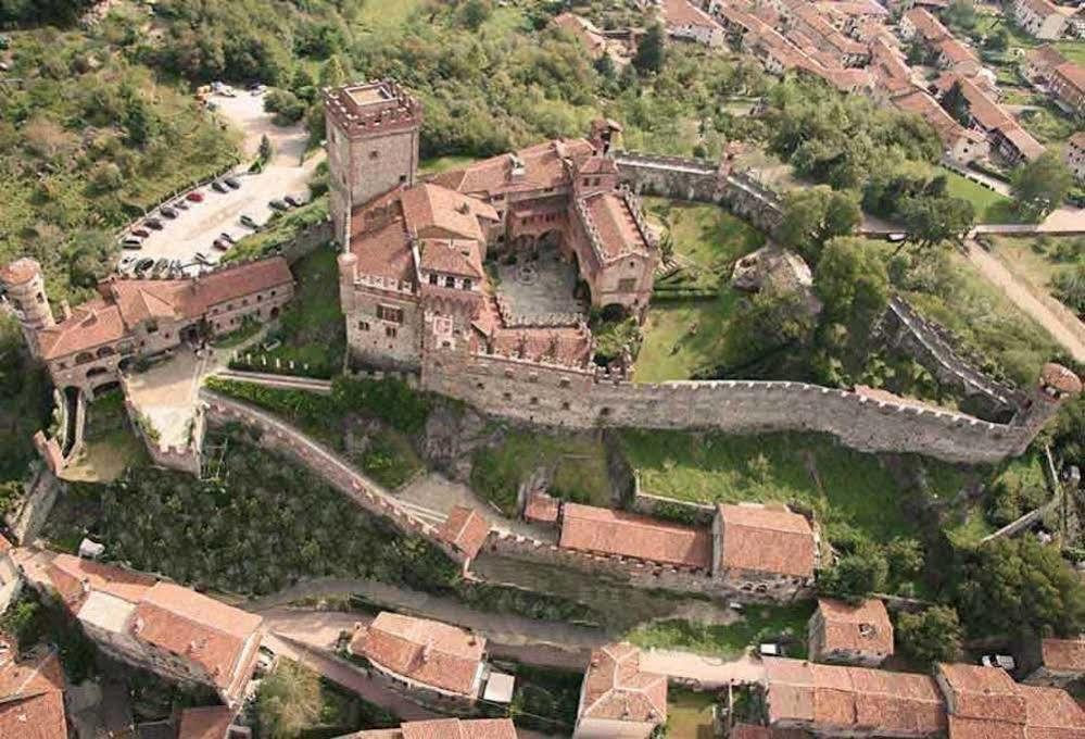 فندق Castello Di Pavone Pavone Canavese المظهر الخارجي الصورة